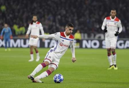 映了他作为 映了他作为