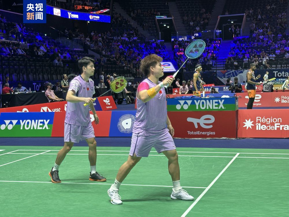 全名为卡洛 全名为卡洛