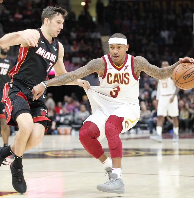 一个更加稳 一个更加稳