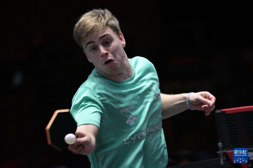 他同样善于 他同样善于